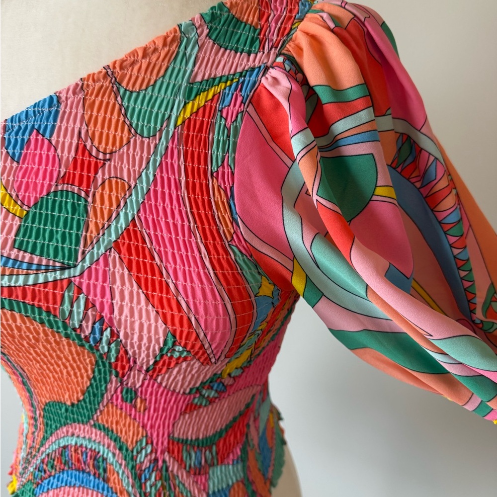 Colorful One-Shoulder Top •S• - Picture 3 of 5